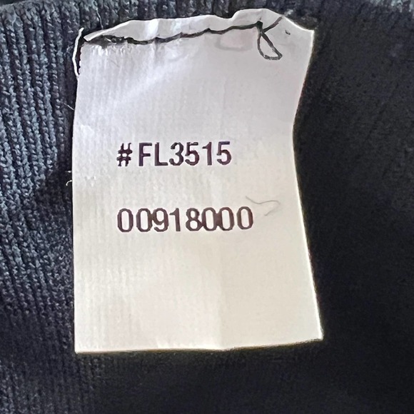 SPANX ECOCARE SEAMLESS PULL ON SCULPTING LEGGINGS IN CAMO WOMEN'S SIZE XS - Picture 9 of 9